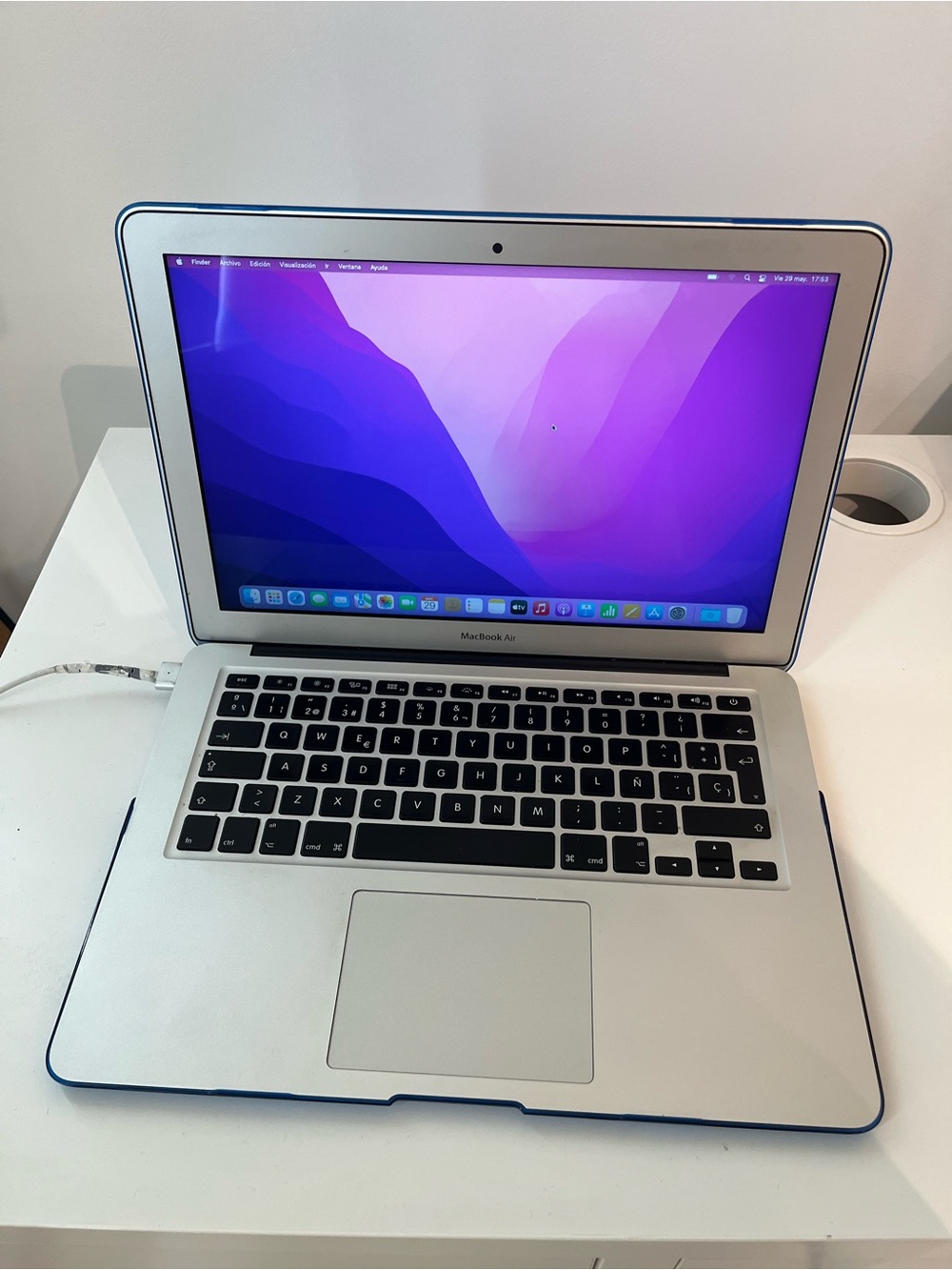 Apple MacBook Air Silver Laptop - 13-inch, Silver